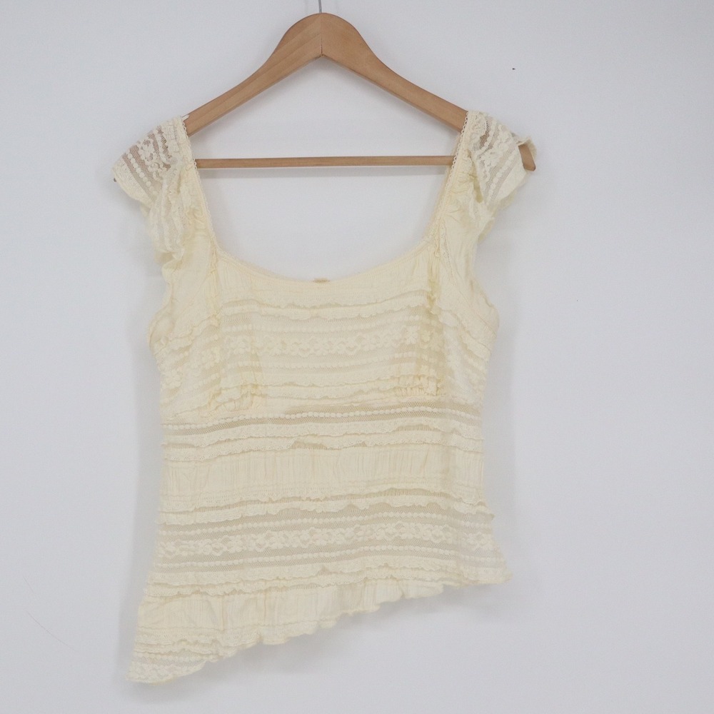 La Peche Cream Lace Asymmetrical Hem Flutter Sleeve Tank Top Size L